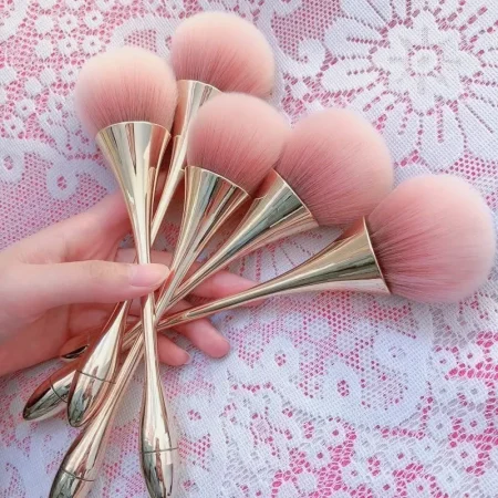 Makeup Brushes Powder Brush Honey Powder Brush Highlight Brush Professional Makeup Brush Face Contour Brush Beauty