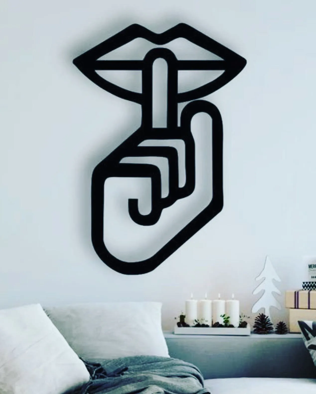 Mute Black Decorative Sign