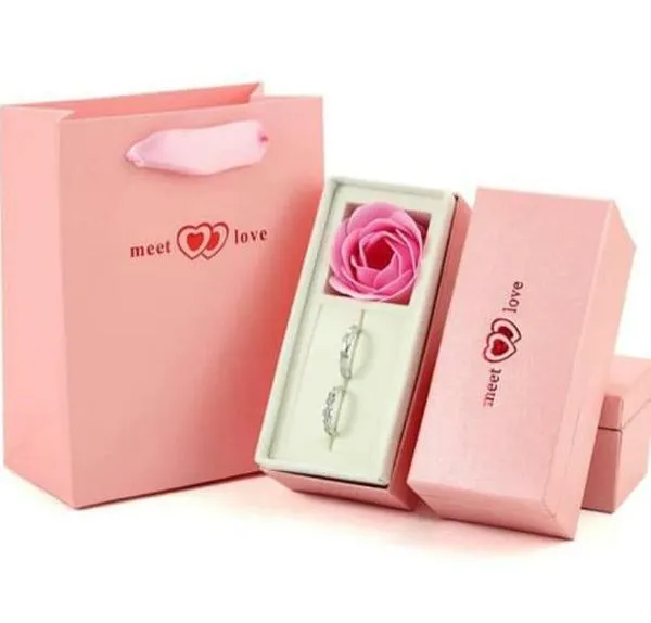 Rose-jewelry-display-box